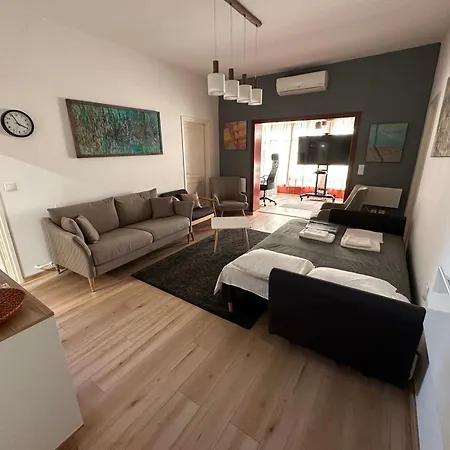 Family Apartamento Balatonfenyves